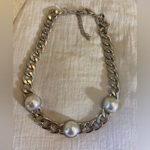 Curb Link Chain Necklace with Faux‎ Pearls